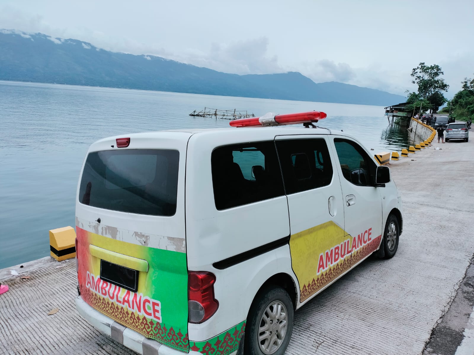 Gallery Ambulance 6